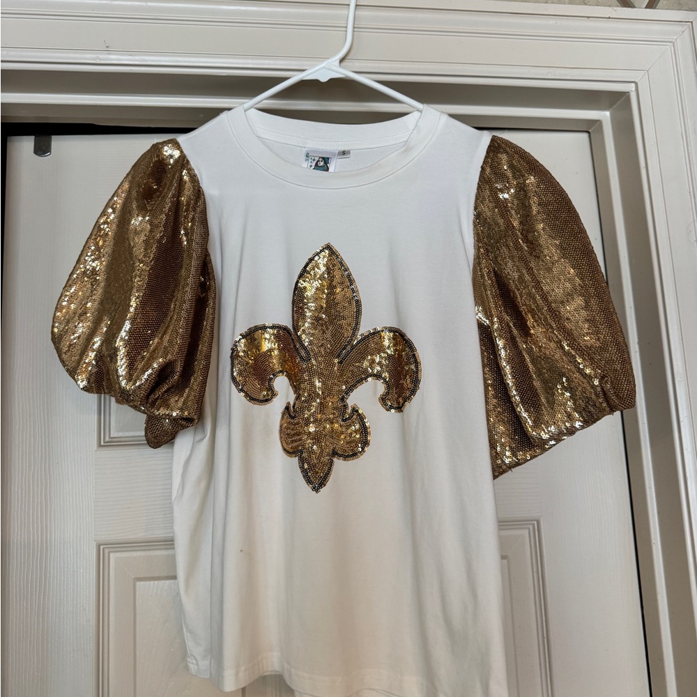 Queen of Sparkles Saints Gold Sequin Puff Sleeve Fleur-de-Lis Top